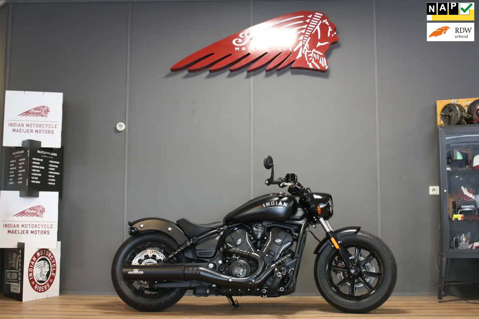 Indian Scout Chopper 76 Bobber Limited +Tech , Inruil Mogelijk - 1