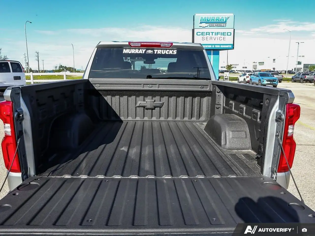 Chevrolet Silverado 1500 снимка Chevrolet Silverado 1500
