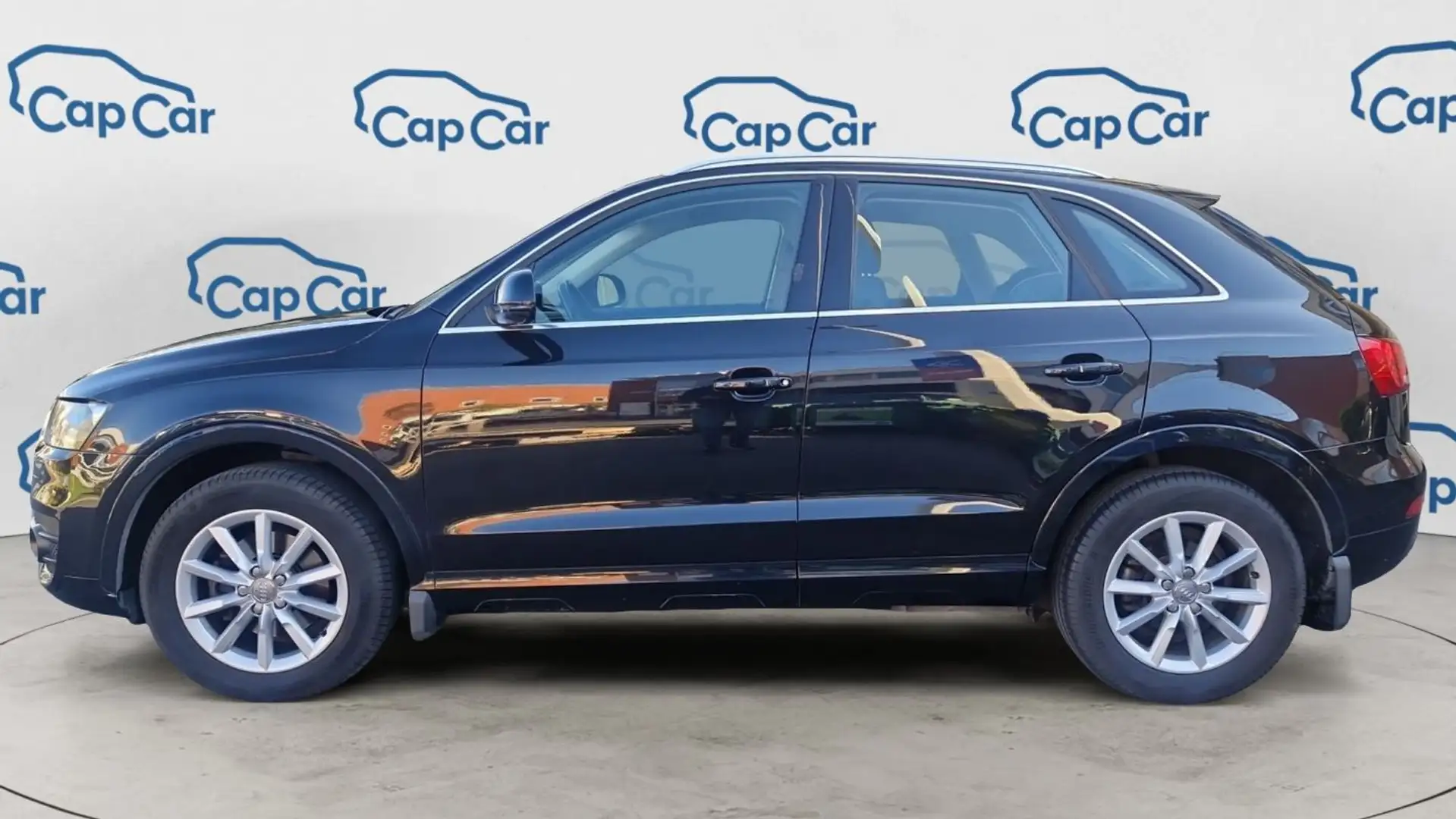 Audi Q3 2.0 TDI 140 Ambiente Noir - 2