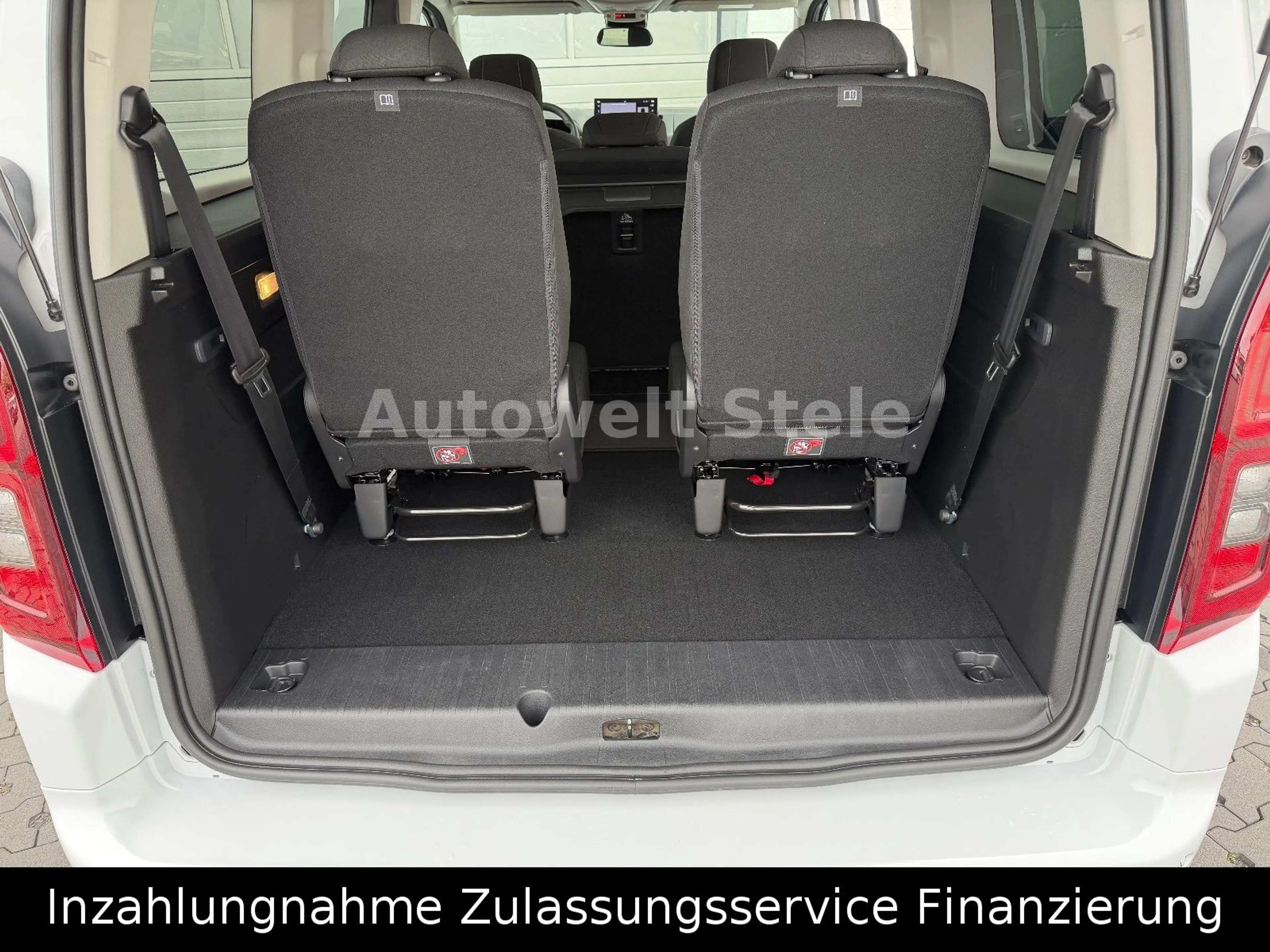 Toyota Proace City L2 Lounge Navi Pano Winerp. 7Sitzer — photo 11