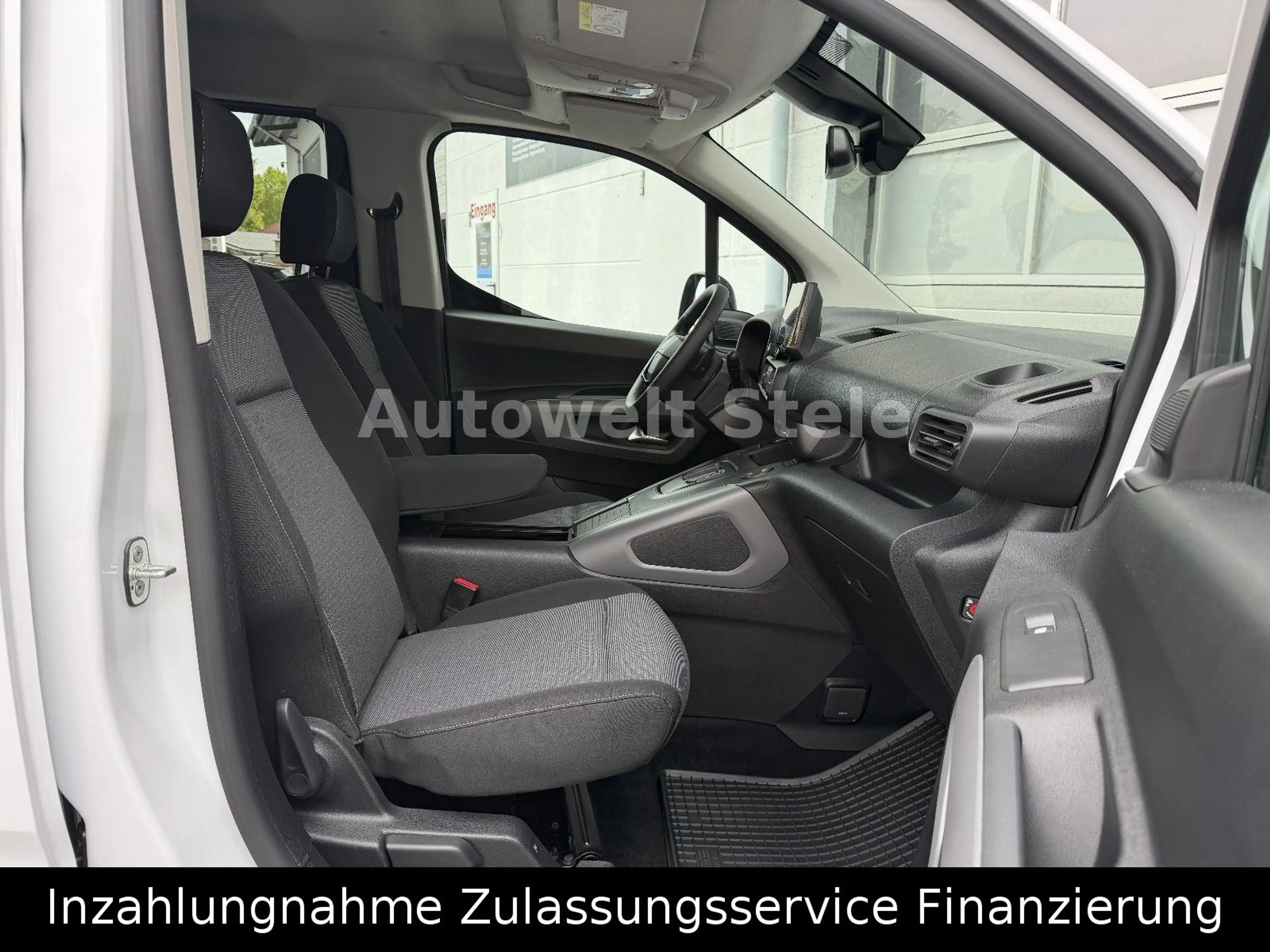 Toyota Proace City L2 Lounge Navi Pano Winerp. 7Sitzer — photo 8