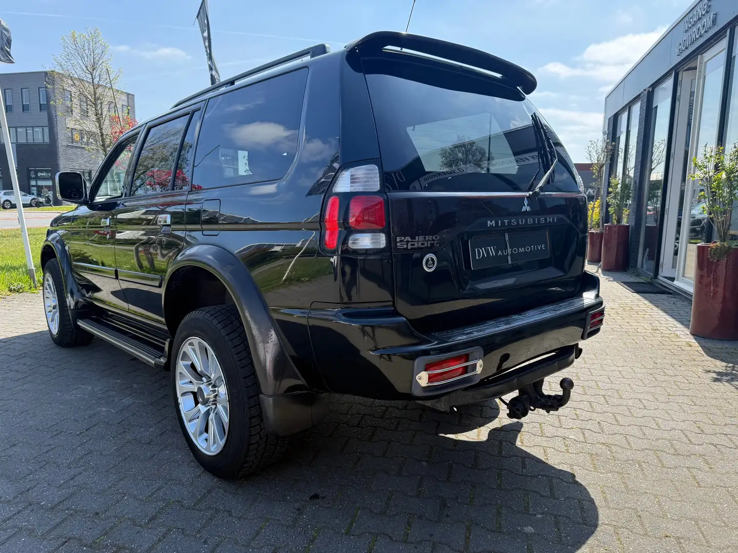 Mitsubishi Pajero Sport 3.0 V6 Intense Schwarz - 2