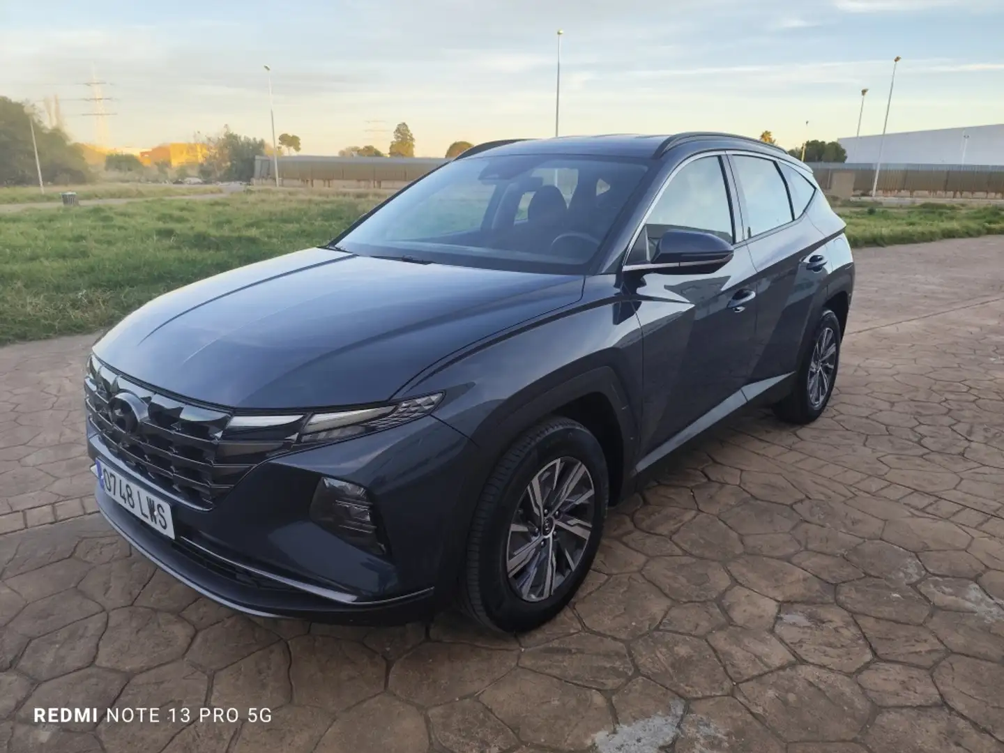 Hyundai TUCSON 1.6 TGDI Maxx Silver 4x2 Gris - 1