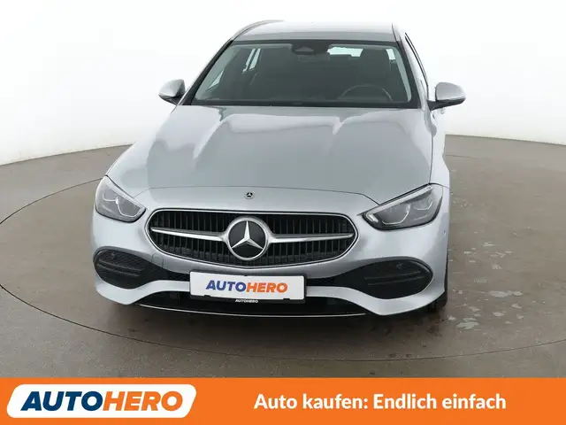 Mercedes-Benz C-Class view 9