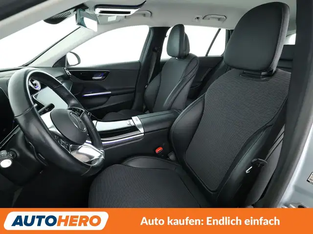 Mercedes-Benz C-Class view 10