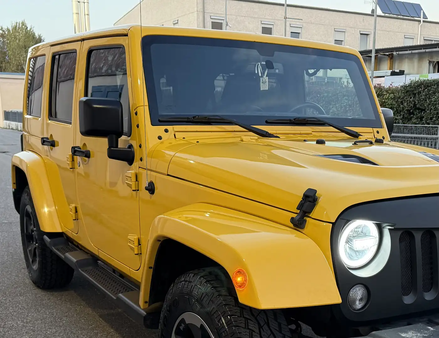 Jeep Wrangler Unlimited 2.8 crd Polar auto Jaune - 2