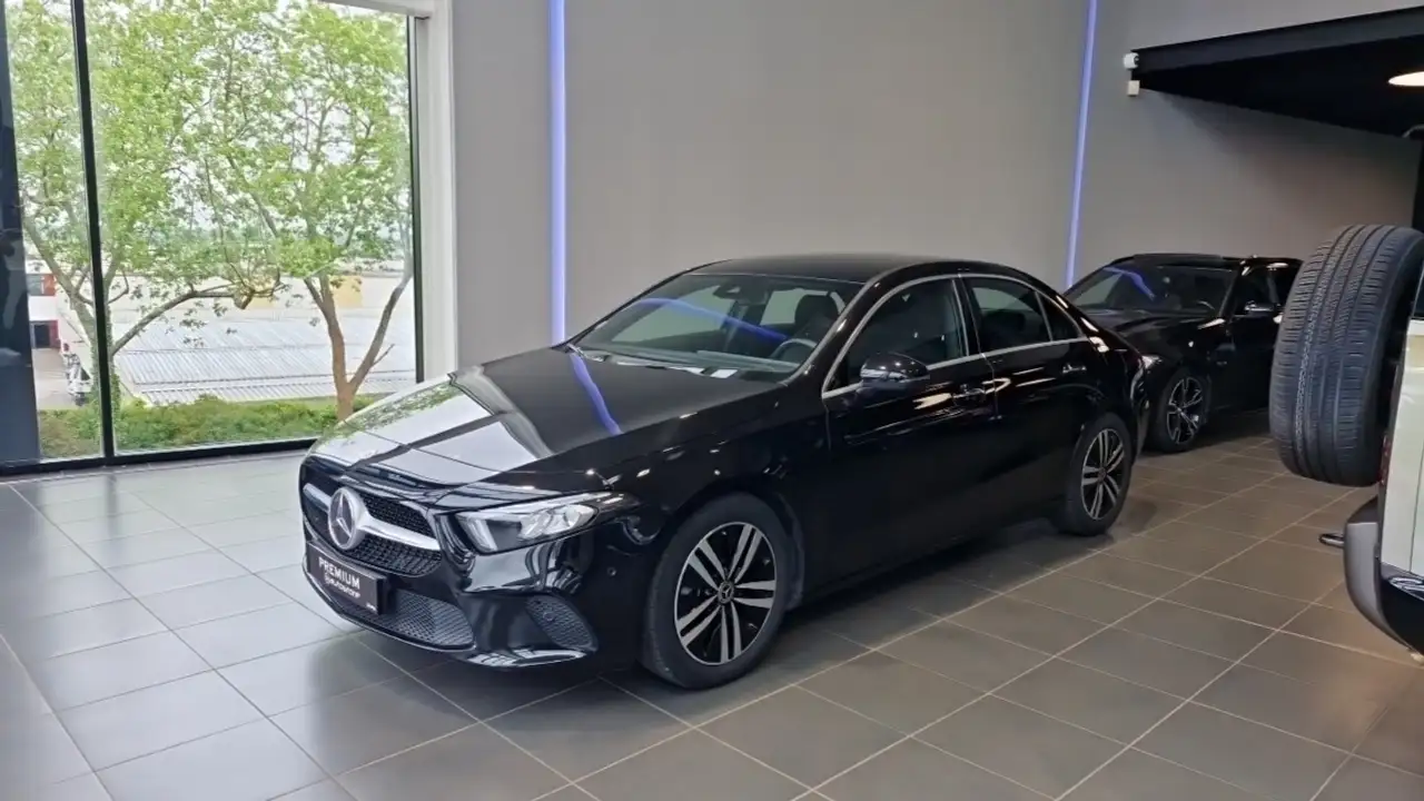 Mercedes-Benz A 180