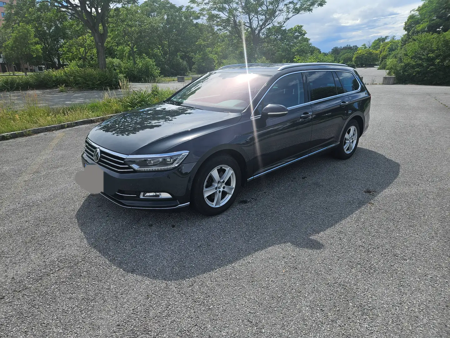 Volkswagen Passat Highline 2.0TDI Aut Grau - 1