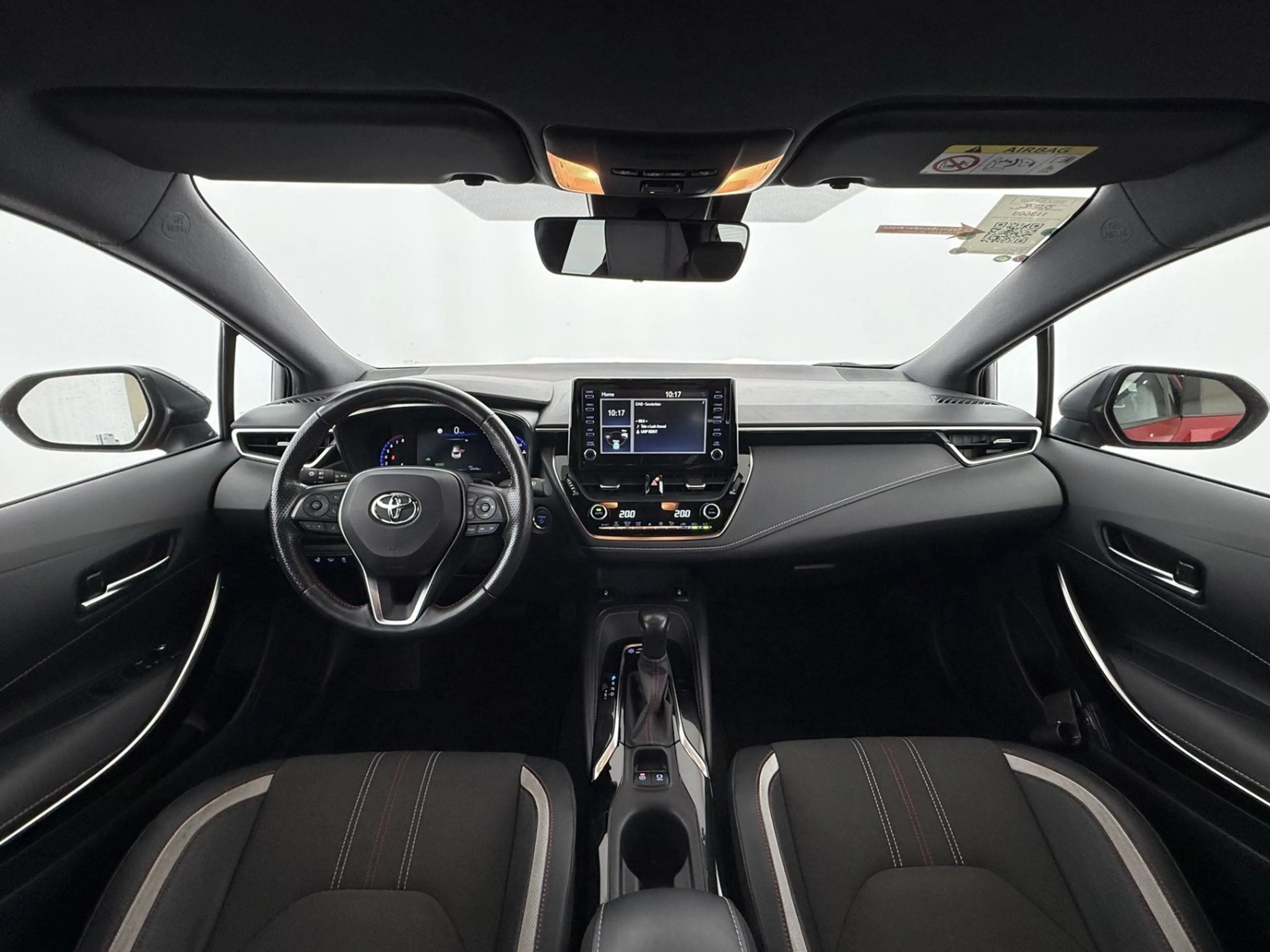 Toyota Corolla 2.0 Lounge Aut LED LEDER NAVI SITZHZG — photo 13