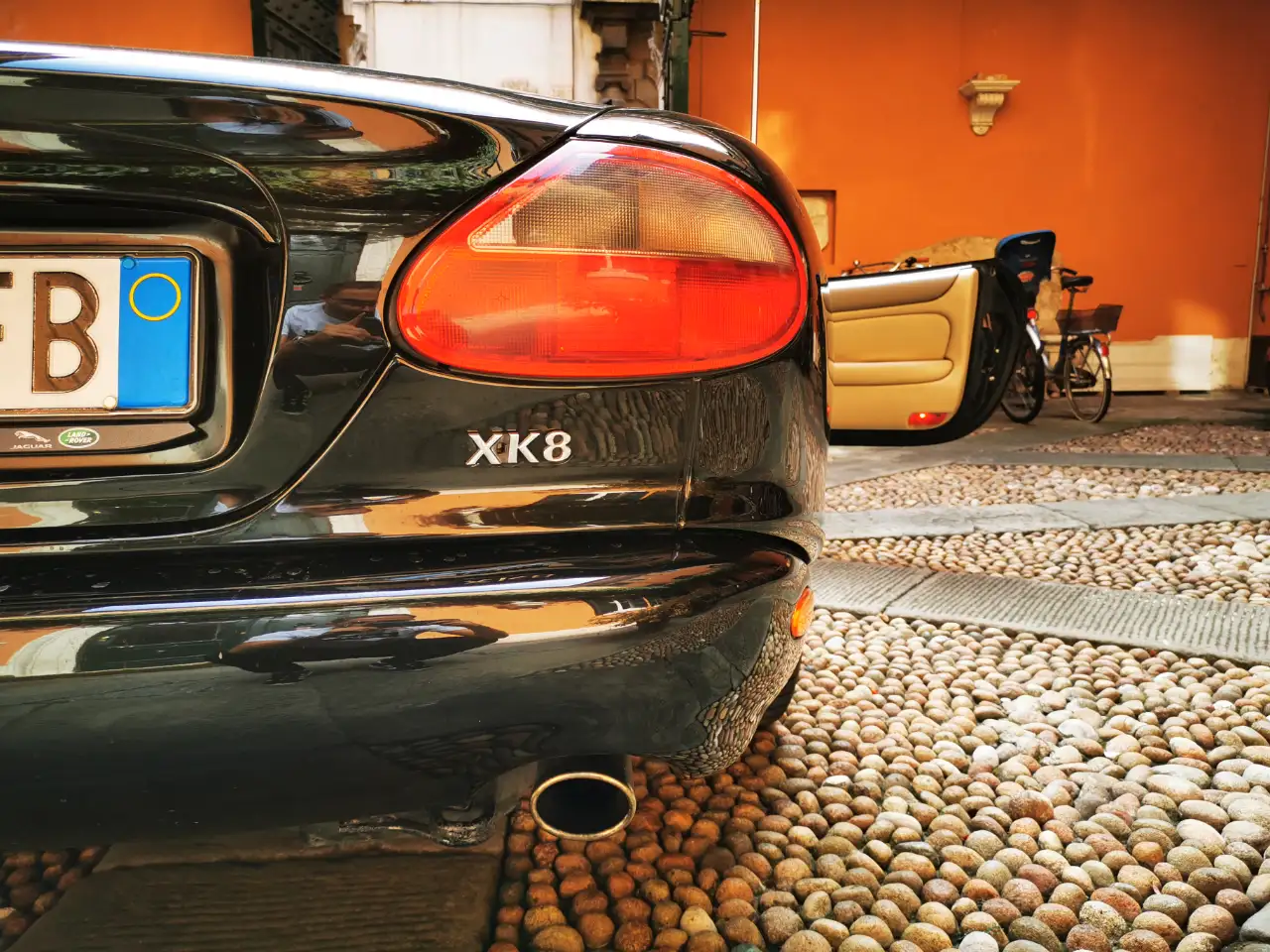 Jaguar XK8 4.0 Convertibile - Nera - Tagliandata Ufficiale, foto 10