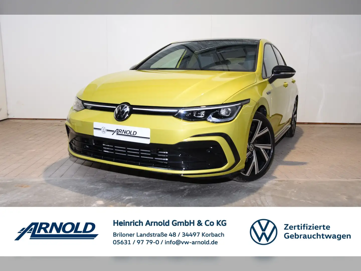 Volkswagen Golf VIII TSI R-Line DSG LED plus - Panodach - RearVie Żółty - 1