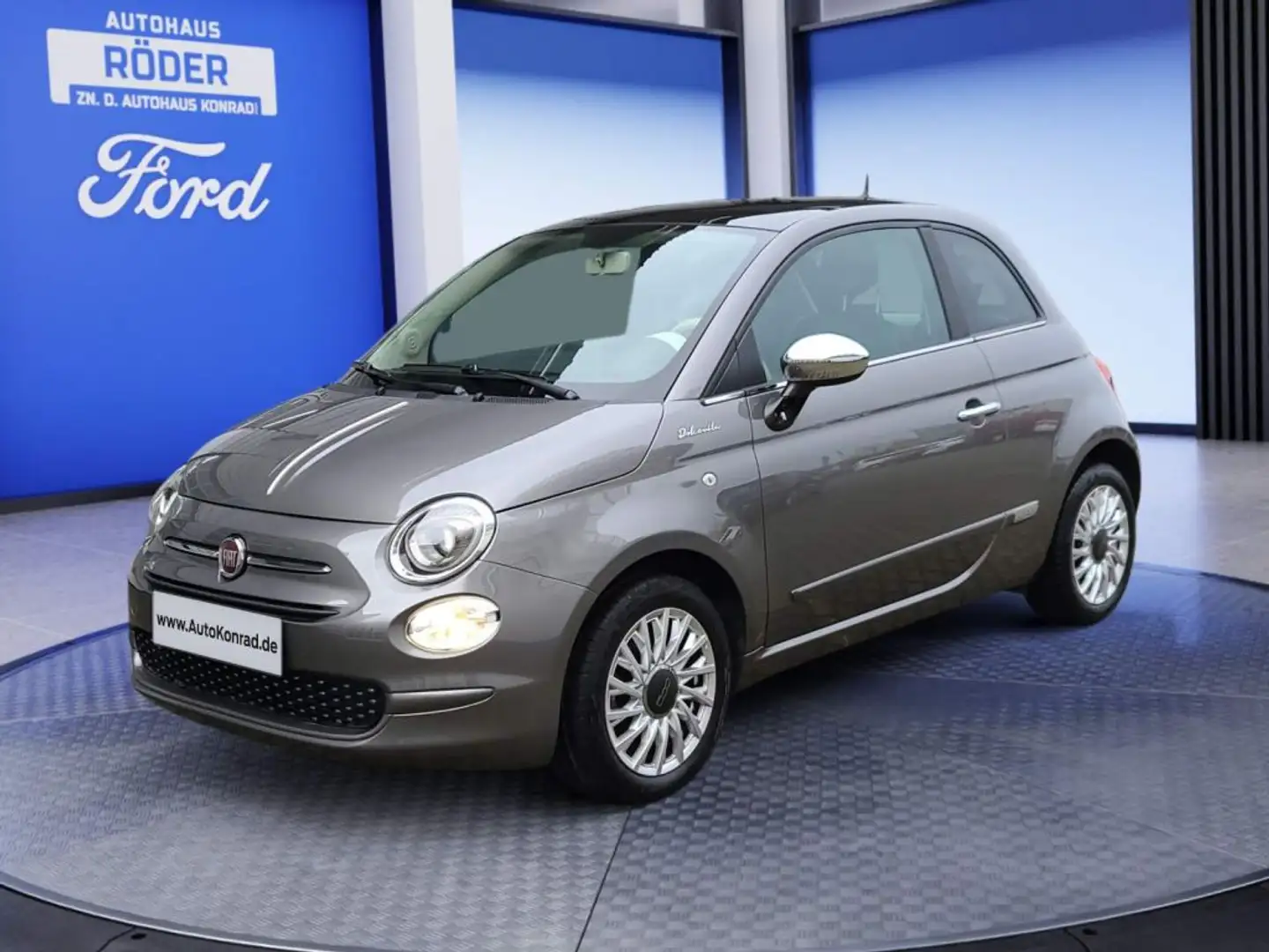 Fiat 500 1.0 GSE Hybrid Dolcevita Grijs - 1