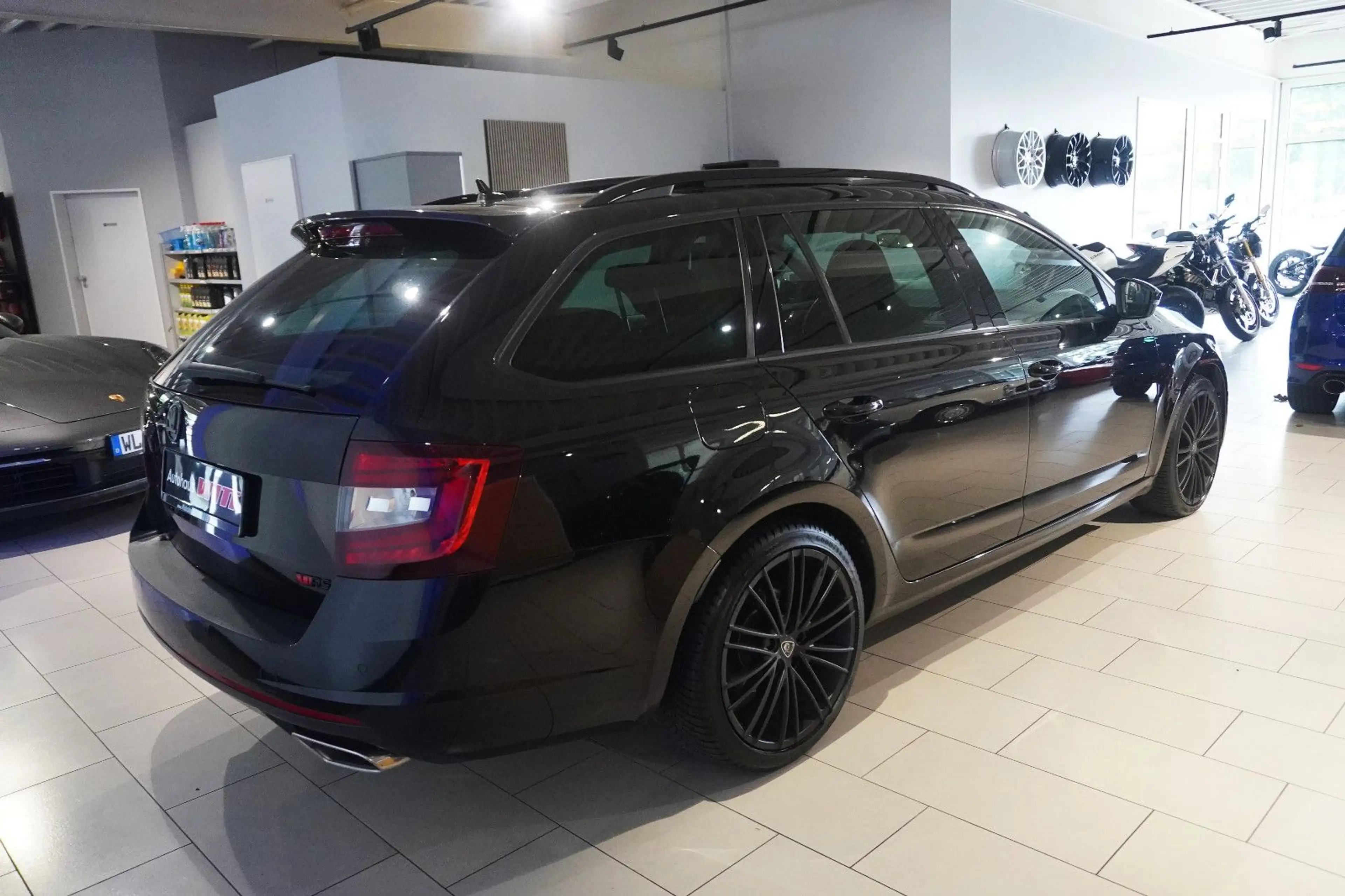 Skoda Octavia Combi RS  ~Autm~Amundsen~Pano~DAB~LED~ — photo 6