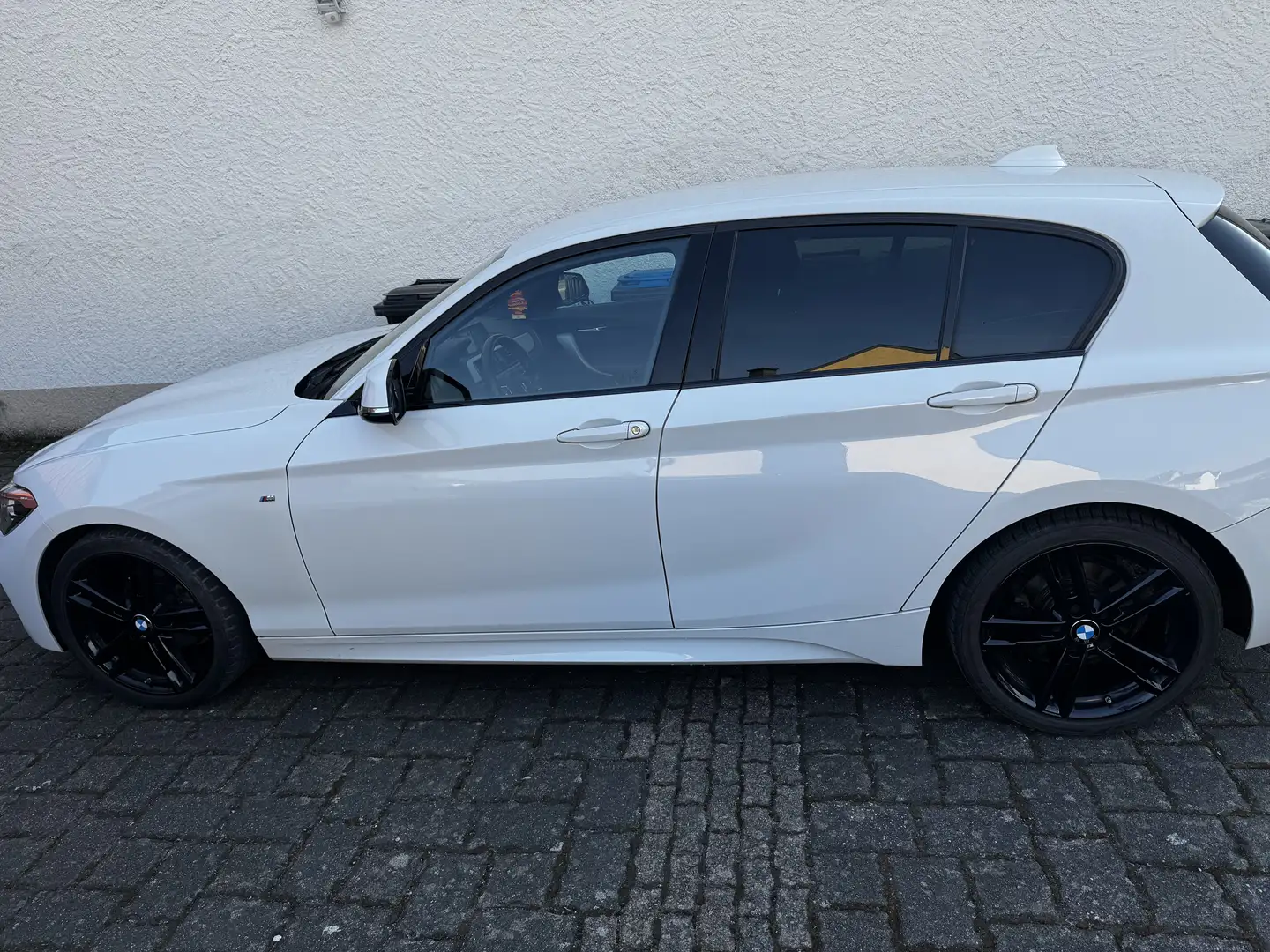 BMW 118 118i 136 ch Sport Pack Shadow - 2