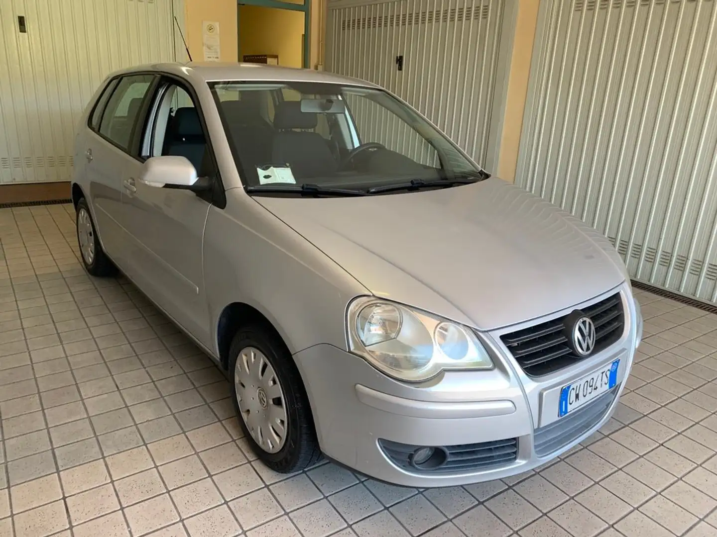 Volkswagen Polo Polo 5p 1.2 Trendline Argento - 2