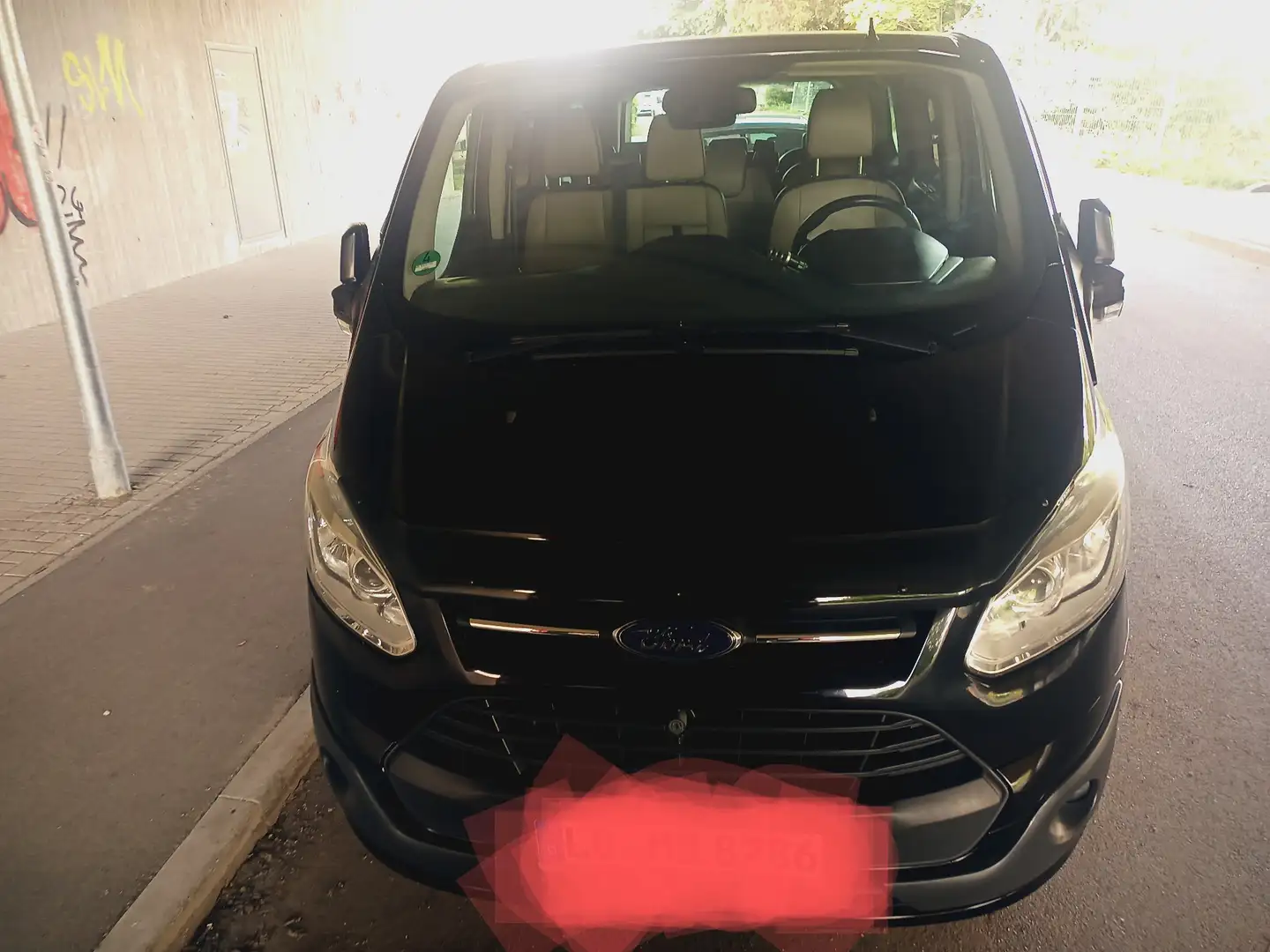 Ford Tourneo Custom 300 L2H1 VA Titanium - 2