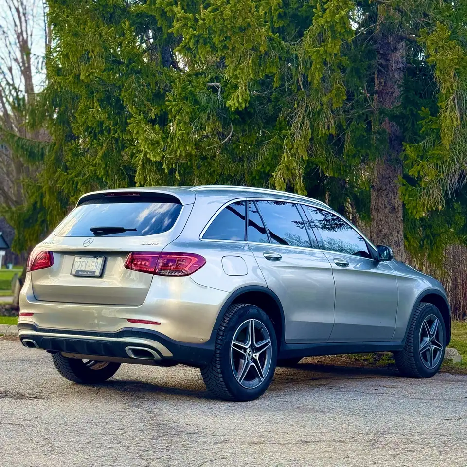Mercedes-Benz GLC снимка Mercedes-Benz GLC