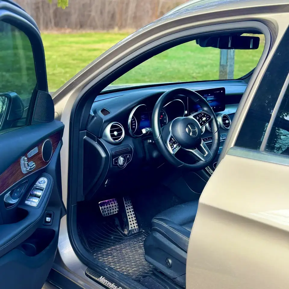 Mercedes-Benz GLC снимка Mercedes-Benz GLC