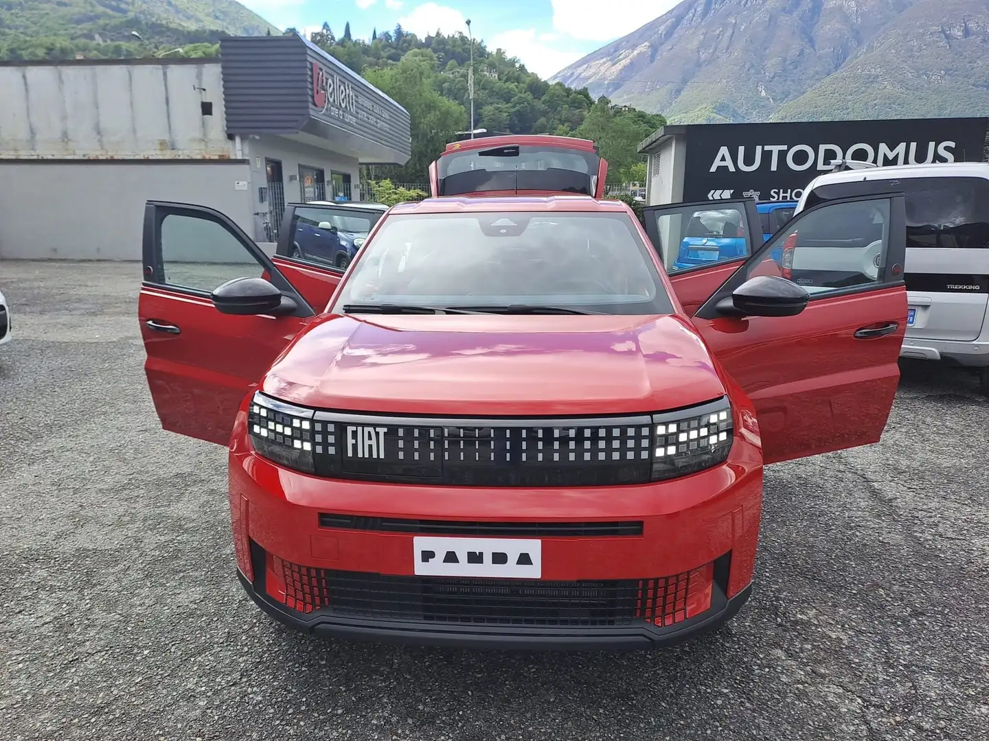 Fiat Grande Panda GRANDE PANDA E RED Rosso - 2