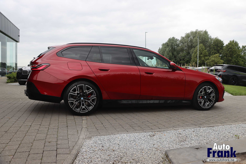 BMW 550 E / TOURING / SPORT-PRO / PANO / DRIV PRO / ONDERSTEL PRO / INTGR STEER / TREKHK — photo 8