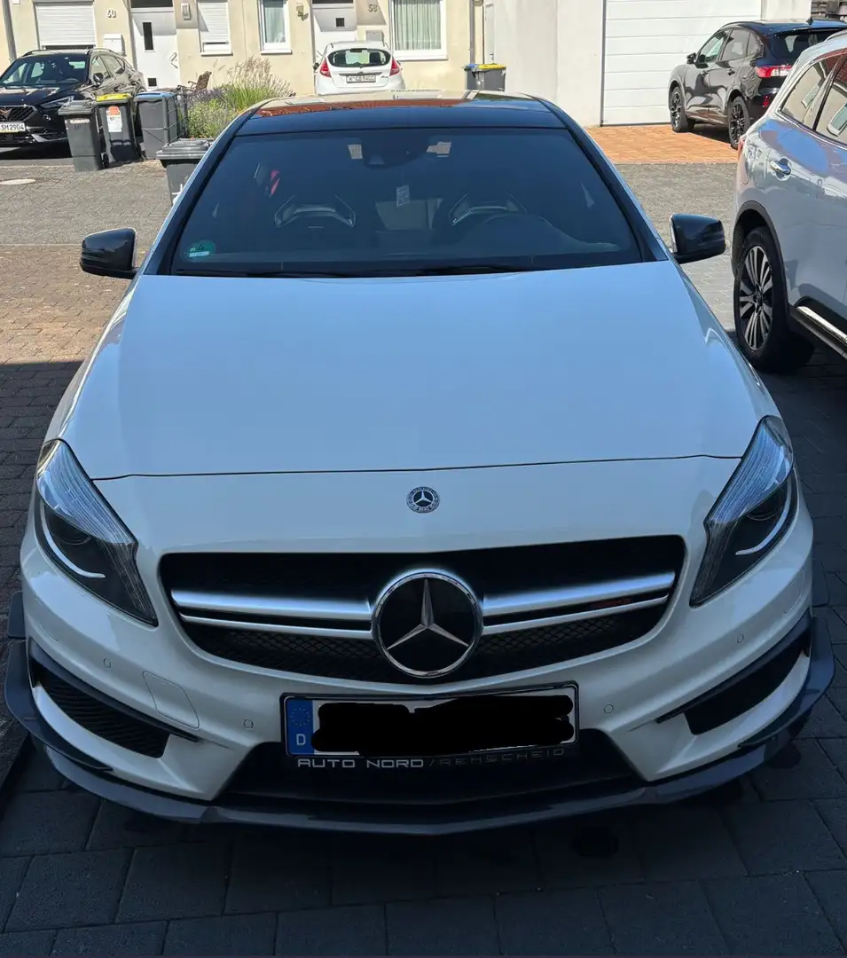 Mercedes-Benz A 45 AMG 4Matic/Aero/Carbon/Alcantara/per.Sitz/Pano Dach Weiß - 2