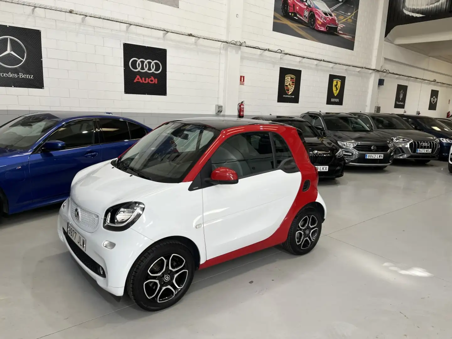 smart forTwo Cabrio 52 Aut. Blanc - 2
