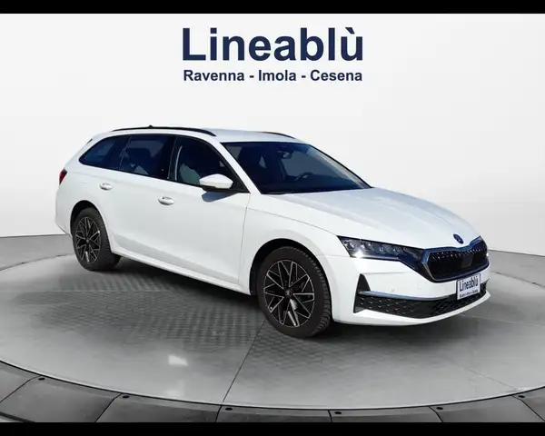 Skoda Octavia view 8