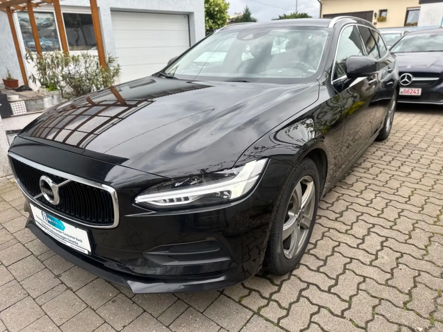 Volvo V90 Kombi 4xSitzheizung  Lenkradheizung ILS LED Schwarz - 1