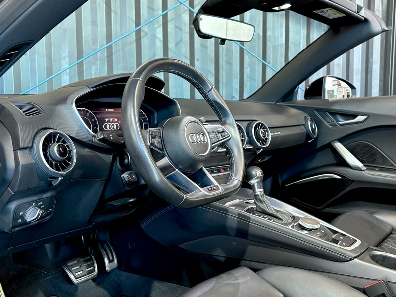 Audi TTS Roadster 2.0 TFSI quattro — photo 8