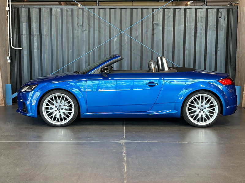 Audi TTS Roadster 2.0 TFSI quattro — photo 2
