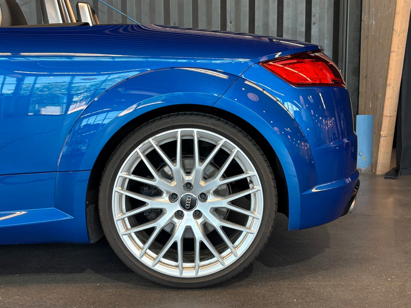 Audi TTS Roadster 2.0 TFSI quattro — photo 4