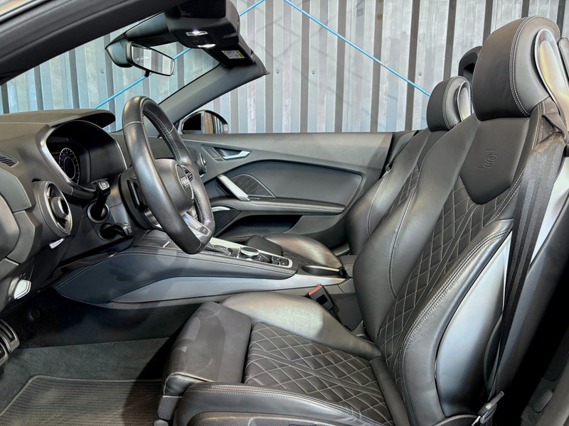 Audi TTS Roadster 2.0 TFSI quattro — photo 7
