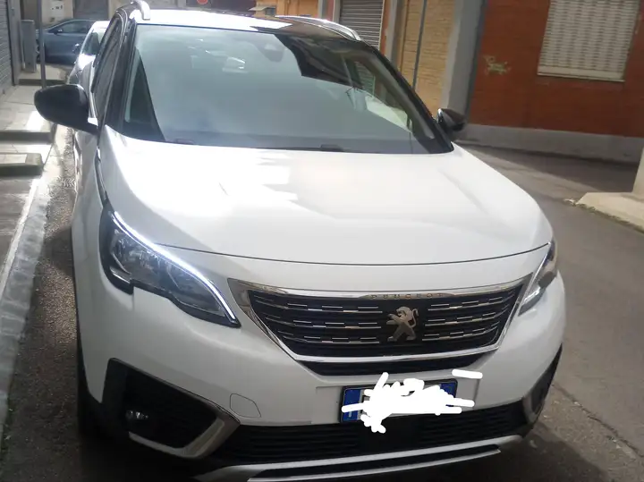 Peugeot 5008 5008 II 2016 1.5 bluehdi Allure s