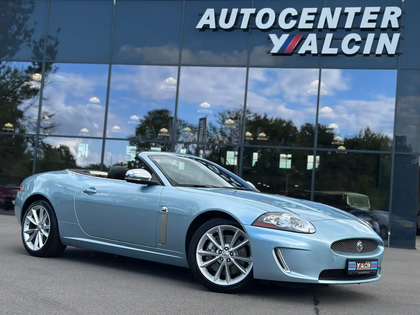 Jaguar XK 5.0 V8 Cabriolet Sondermodel GRACE&PACE NAVI Azul - 1