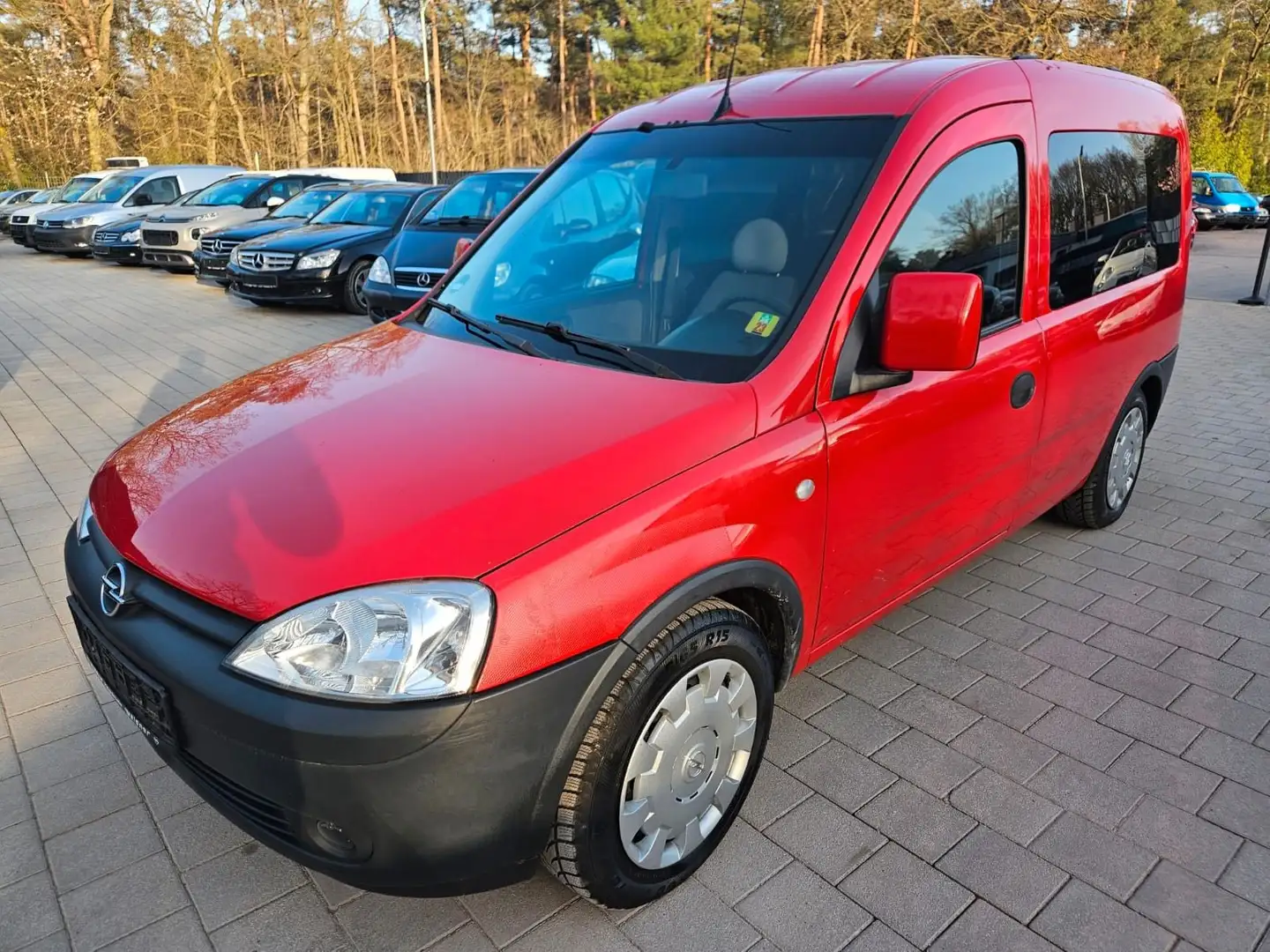 Opel Combo Basis Combi Kırmızı - 2