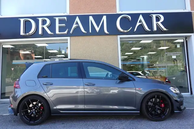 Volkswagen Golf view 5