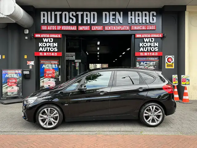 BMW 2 Series view 5