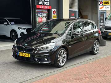 2-serie Active Tourer 220i High Executive Aut Navi