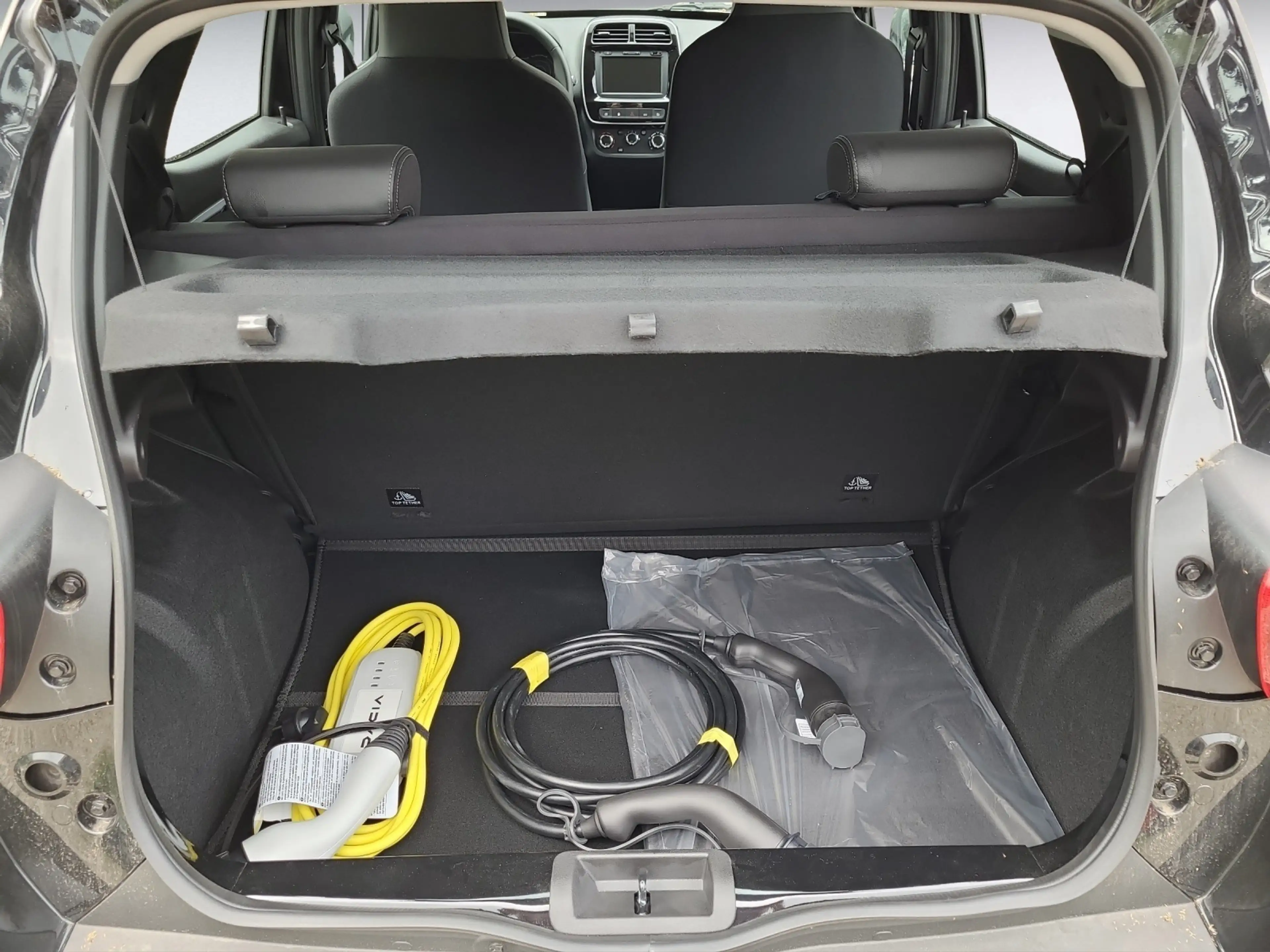 Dacia Spring Essential*NAVI*PDC*KAM* — photo 11