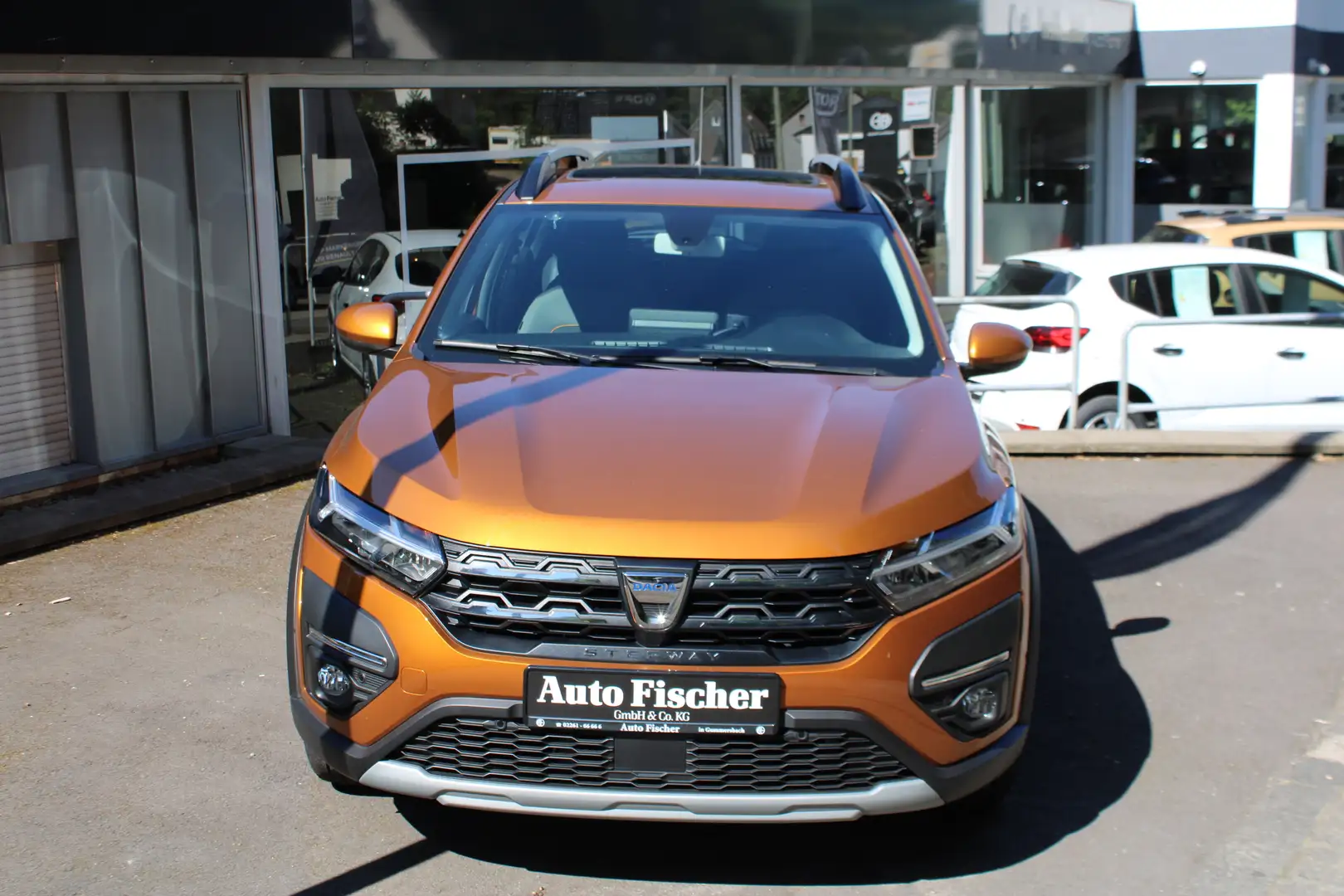 Dacia Sandero III 1.0 TCe 90 Stepway Comfort (Euro 6d) 1.0 TCe 9 Orange - 2