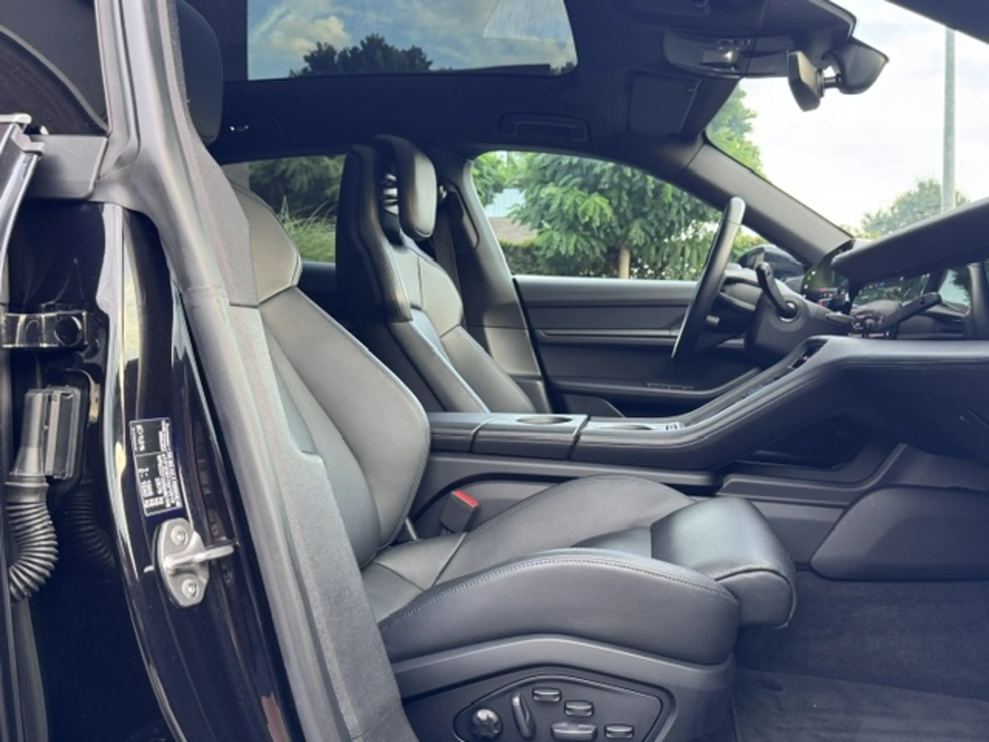 Porsche Taycan Taycan Sport Turismo 105 kWh 4S — photo 13