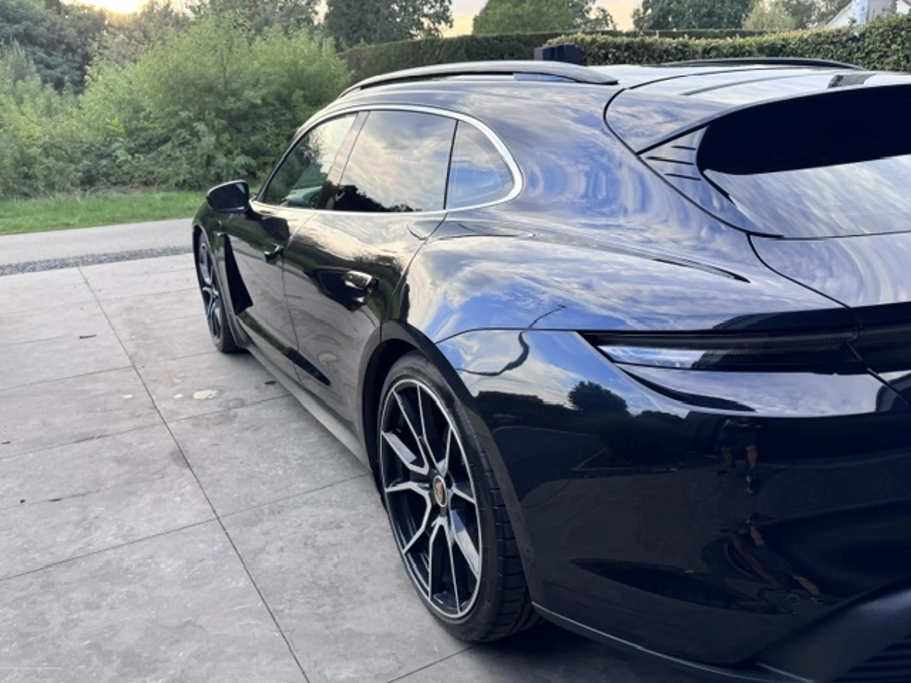 Porsche Taycan Taycan Sport Turismo 105 kWh 4S — photo 9