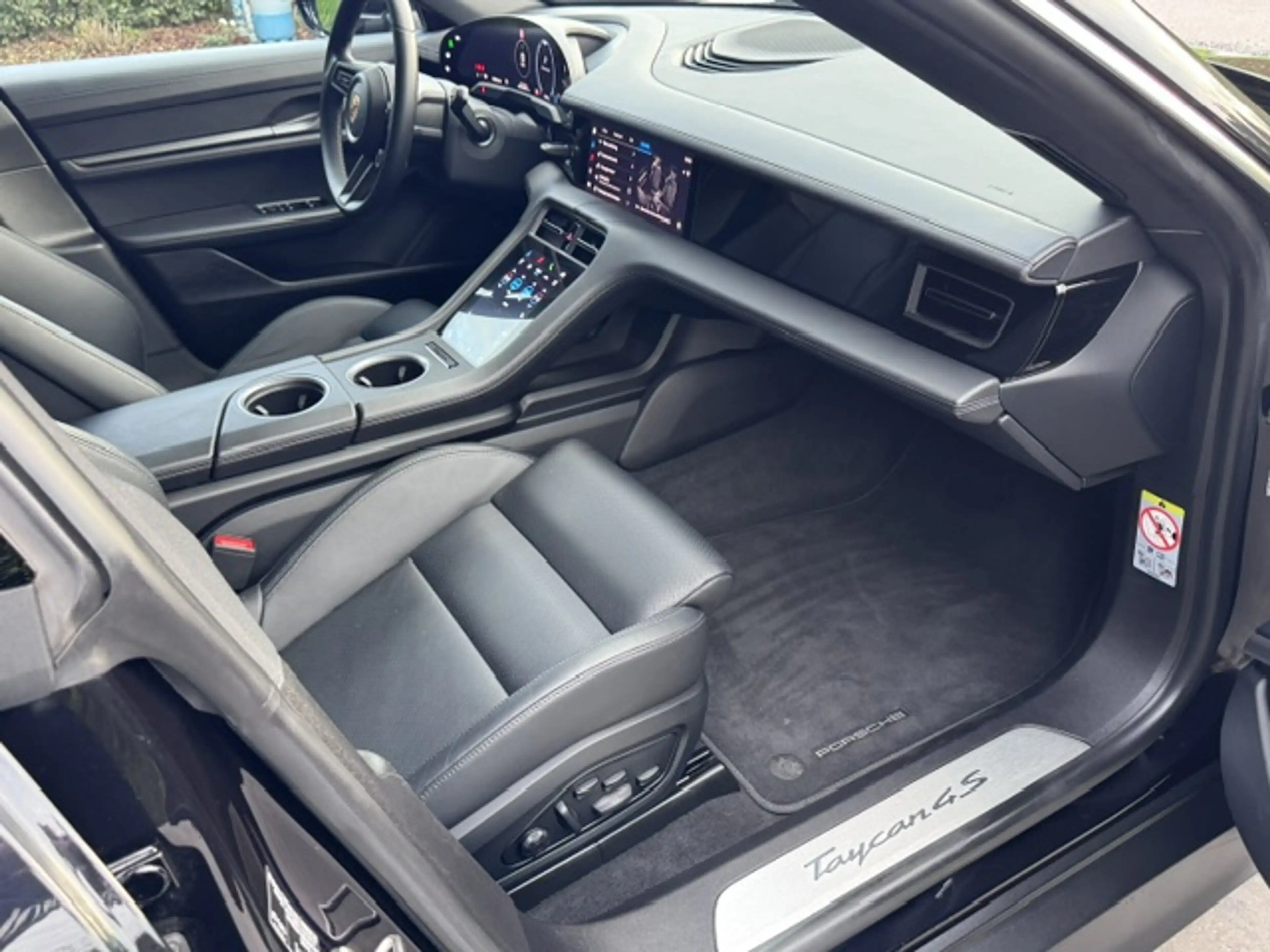 Porsche Taycan Taycan Sport Turismo 105 kWh 4S — photo 15
