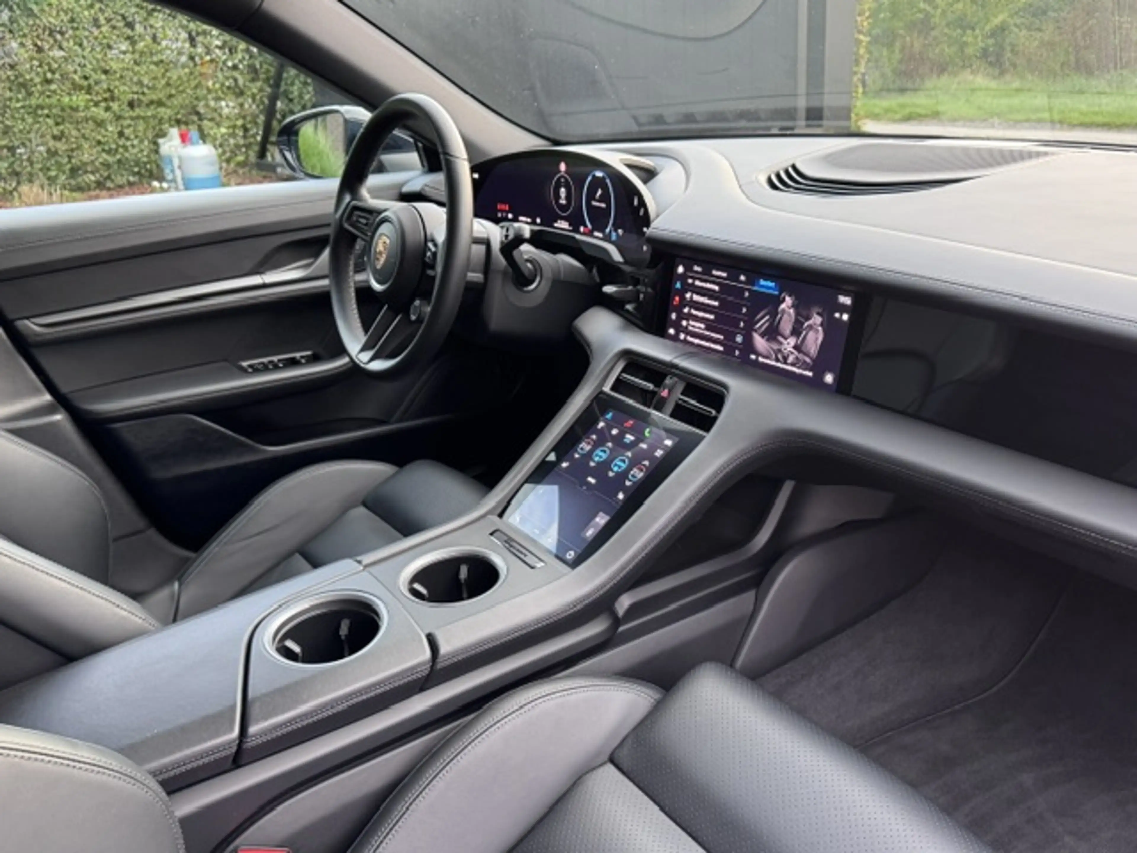 Porsche Taycan Taycan Sport Turismo 105 kWh 4S — photo 14
