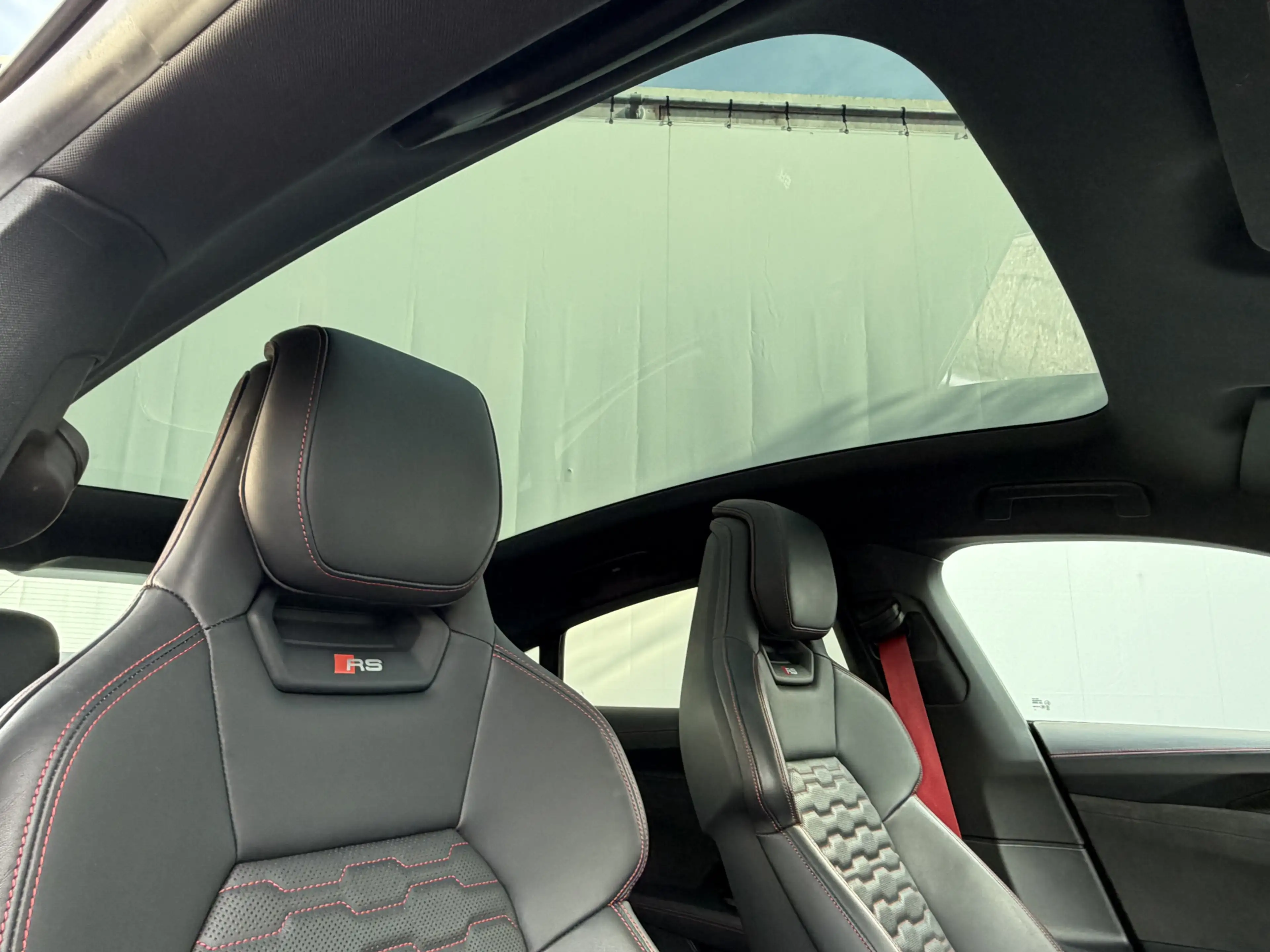 Audi RS e-tron GT 93 kWh 600pk Pano HUD 360° Adapt.Cruise Carplay St — photo 4