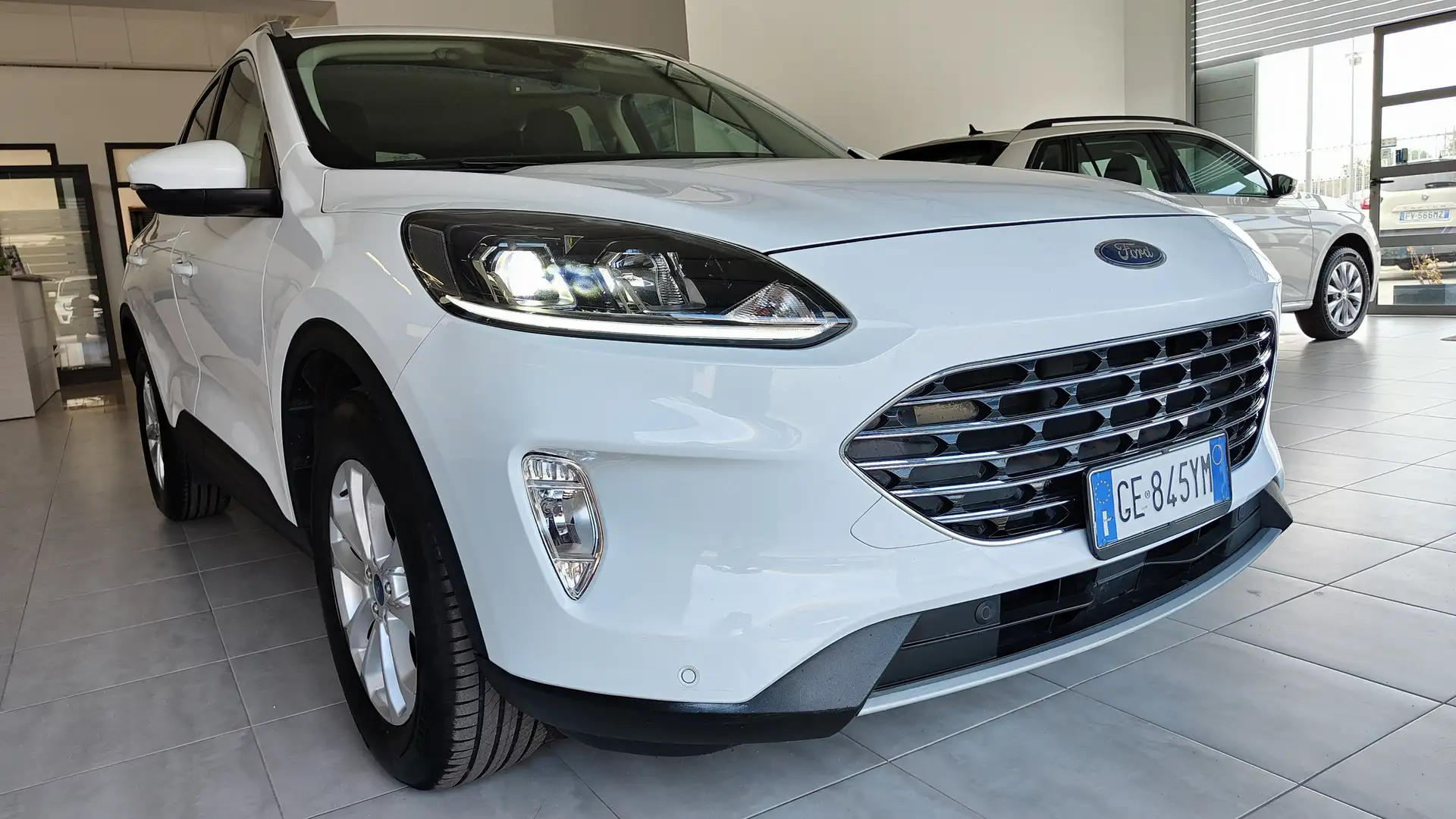 Ford Kuga Kuga III 2020 1.5 ecoblue Titan.Busines 120cv auto Blanc - 2