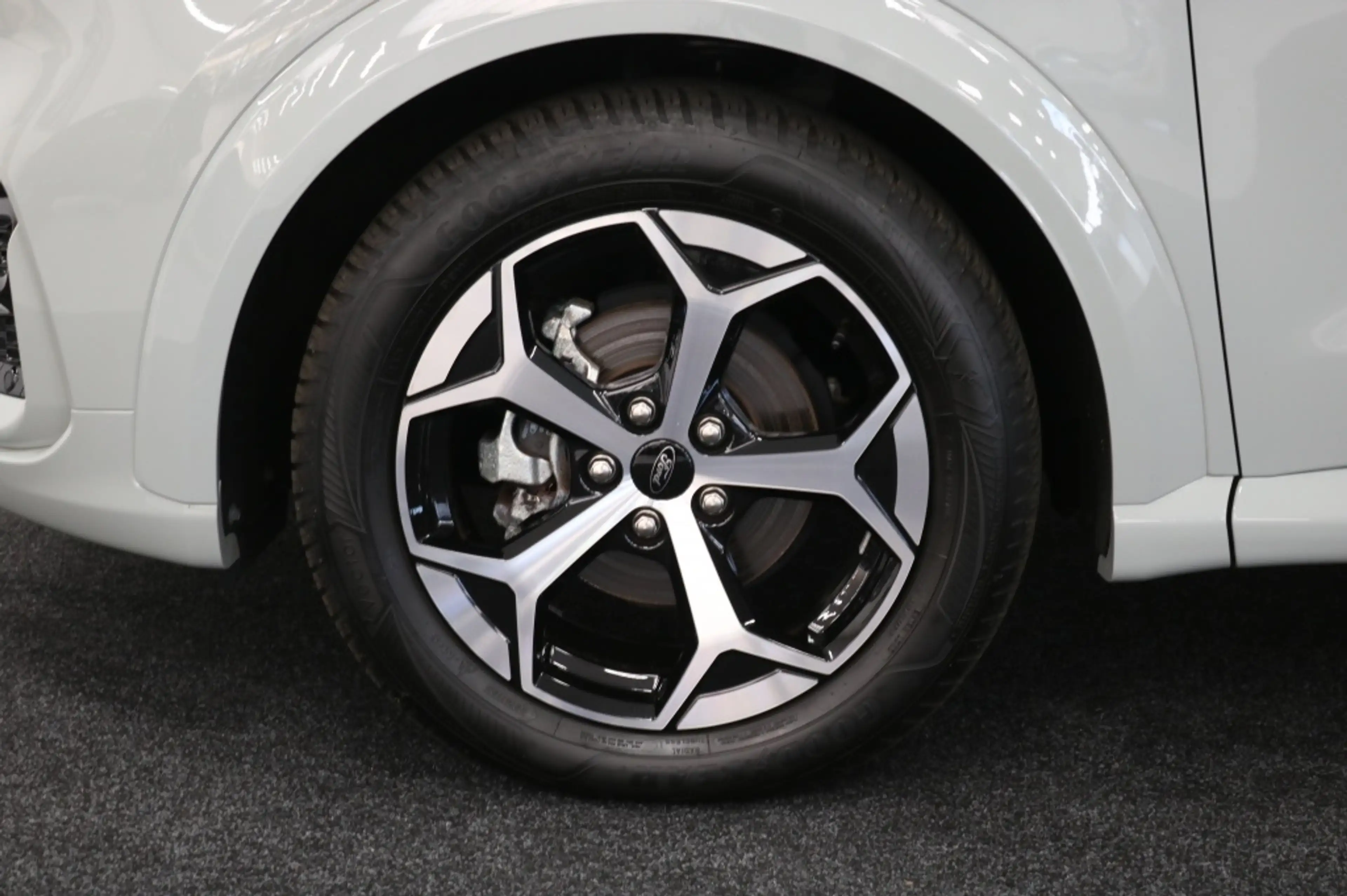 Ford Puma 1.0 Ecoboost Hybrid ST-Line X — photo 6