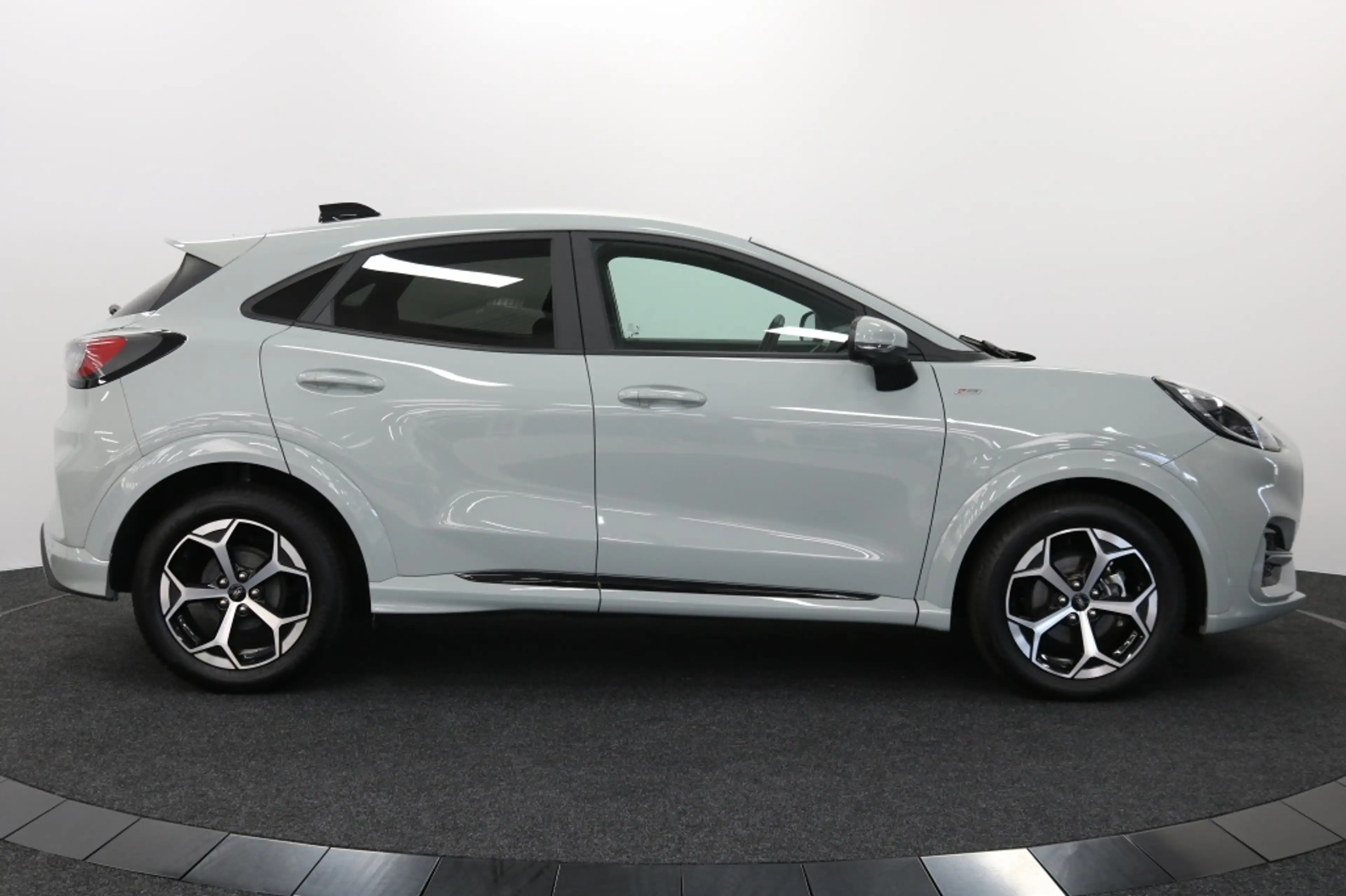 Ford Puma 1.0 Ecoboost Hybrid ST-Line X — photo 9
