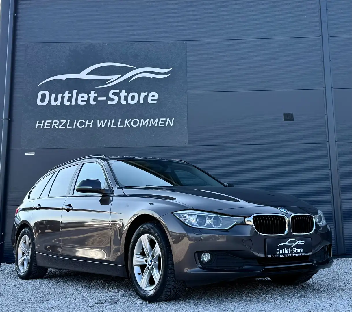 BMW 316 dtouring*2.Besitz*LED*Navi*SHZ*Tempomat*Bestpreis* Braun - 1