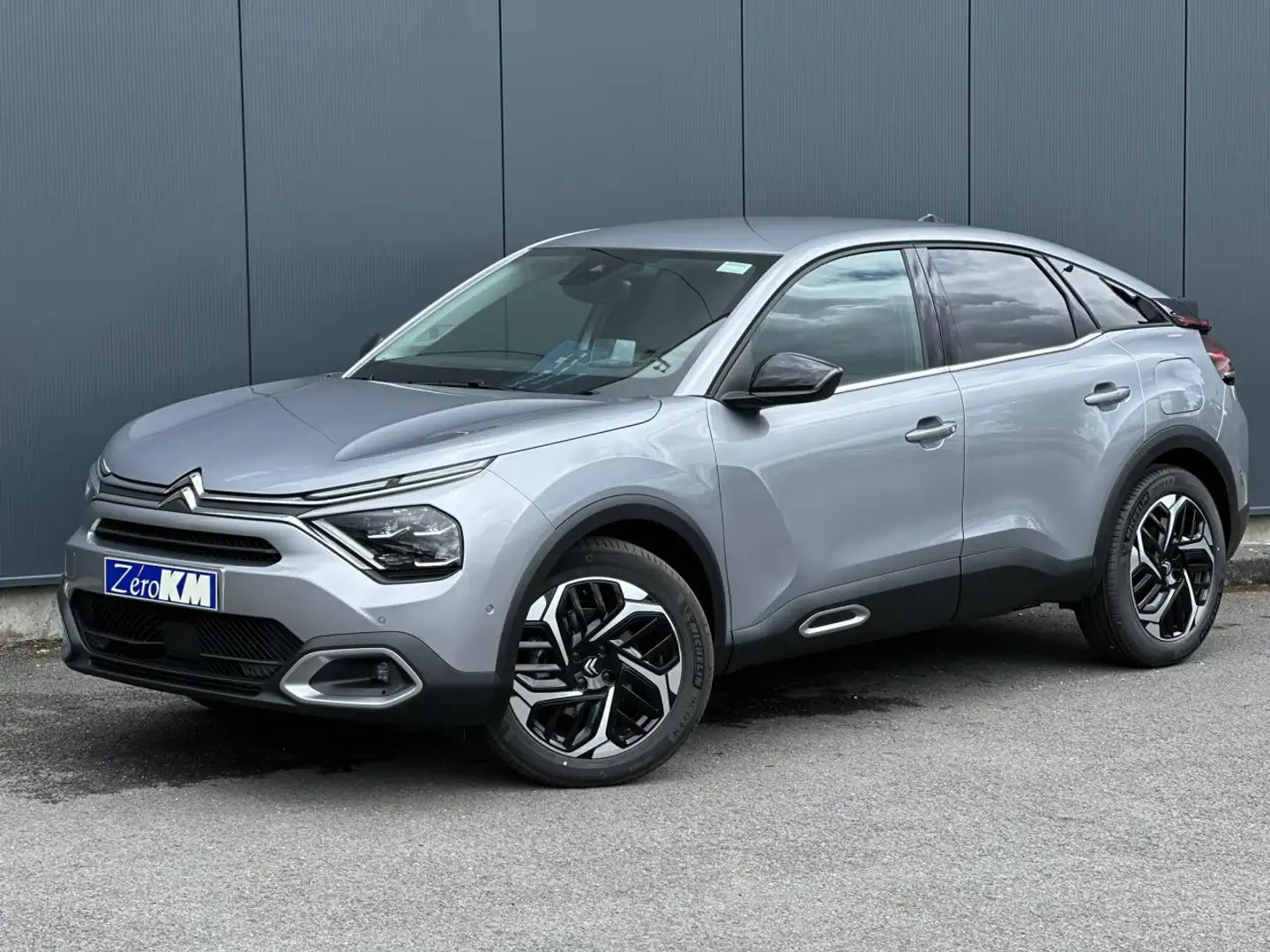 Citroen C4 1.5 BlueHDI 130 EAT8 Max avec Caméra et Régulateur Grijs - 1
